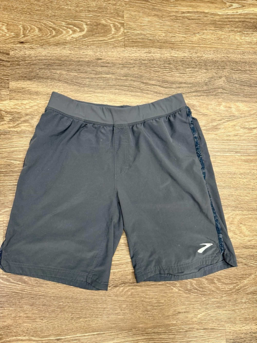 Brooks Men’s Running Shorts Gray Athletic Gym Lined Size M